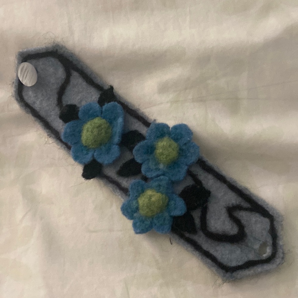 Pulled Wool bracelet